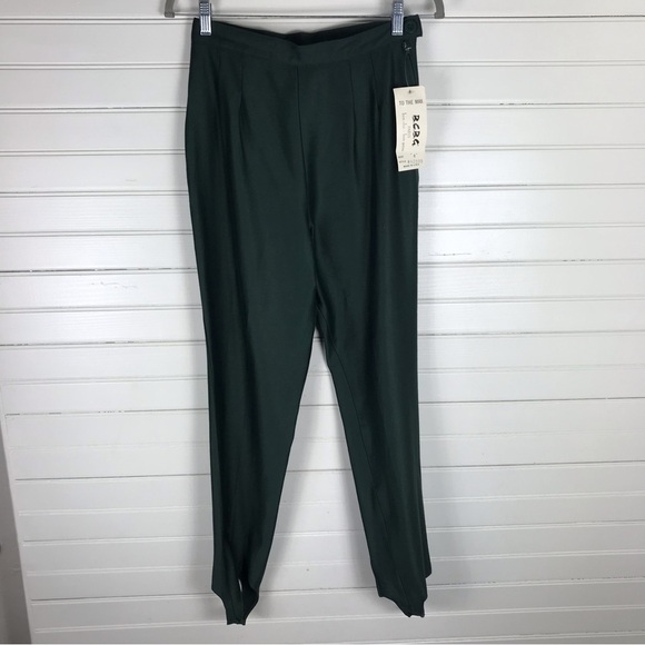 B.C.B.G. Paris 80's Green Retro Deadstock Stirrup Pants Size 4 Made in USA - Picture 1 of 6